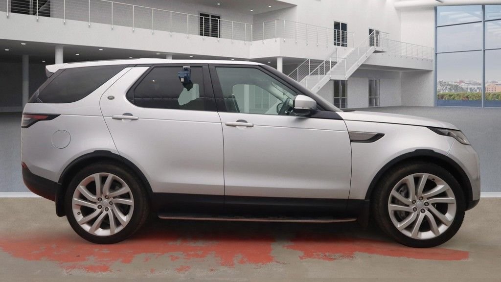 Used Land Rover Discovery 2019 for sale - 76985928: Photo 9