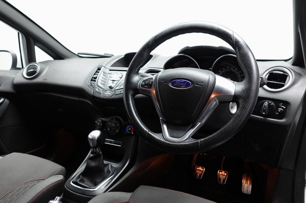 Used Ford Fiesta 2017 for sale - 76655147: Photo 20