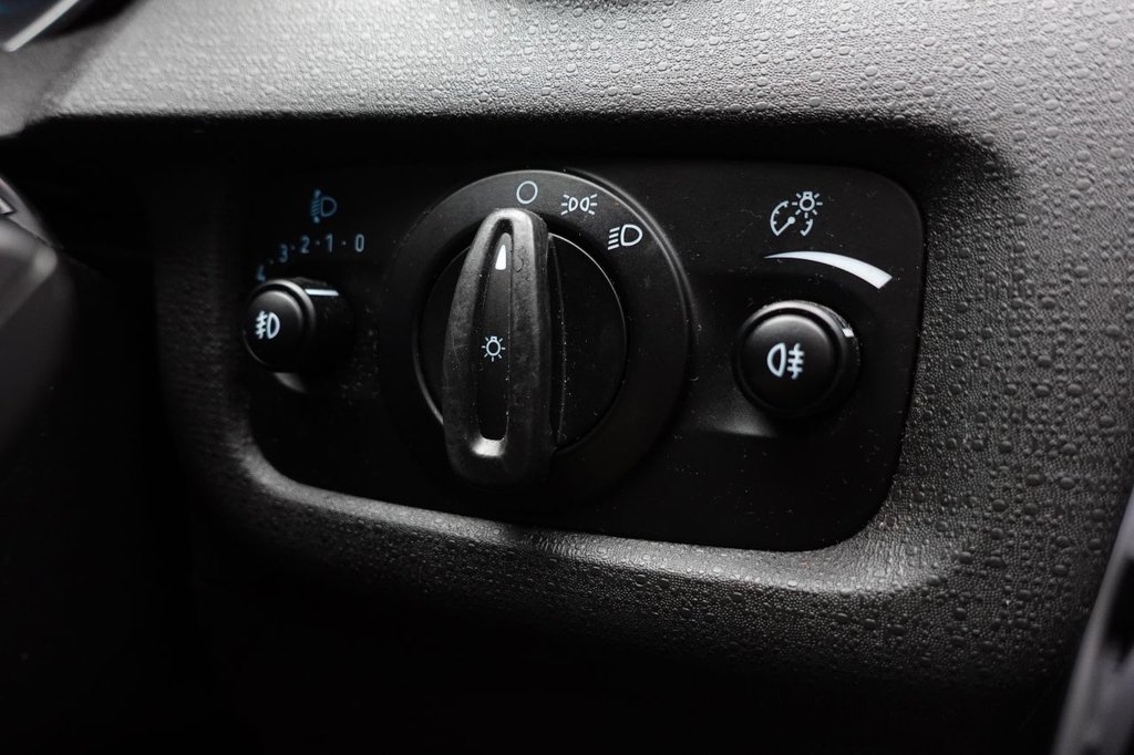 Used Ford Fiesta 2017 for sale - 76655147: Photo 40