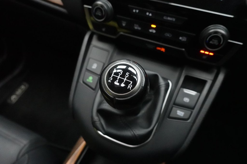 Used Honda CR-V 2018 for sale - 77427860: Photo 35