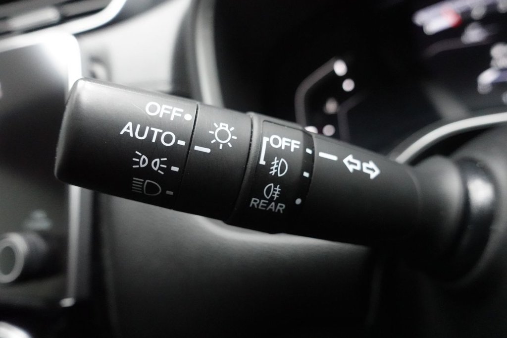 Used Honda CR-V 2018 for sale - 77427860: Photo 42