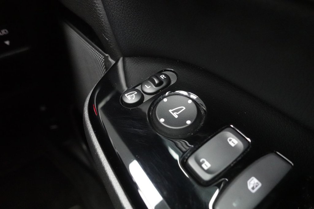 Used Honda CR-V 2018 for sale - 77427860: Photo 45