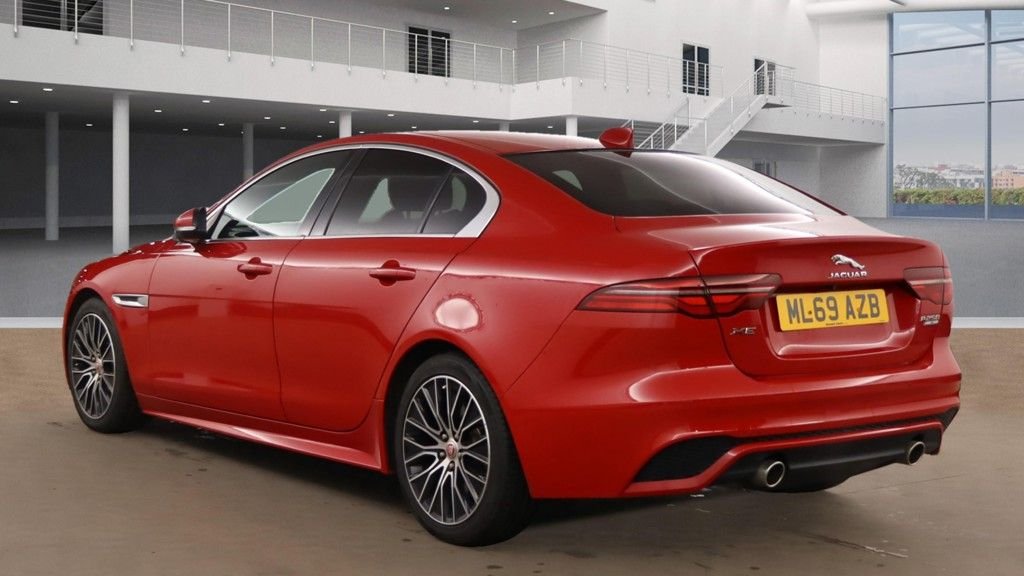 Used Jaguar XE 2019 for sale - 76429896: Photo 6