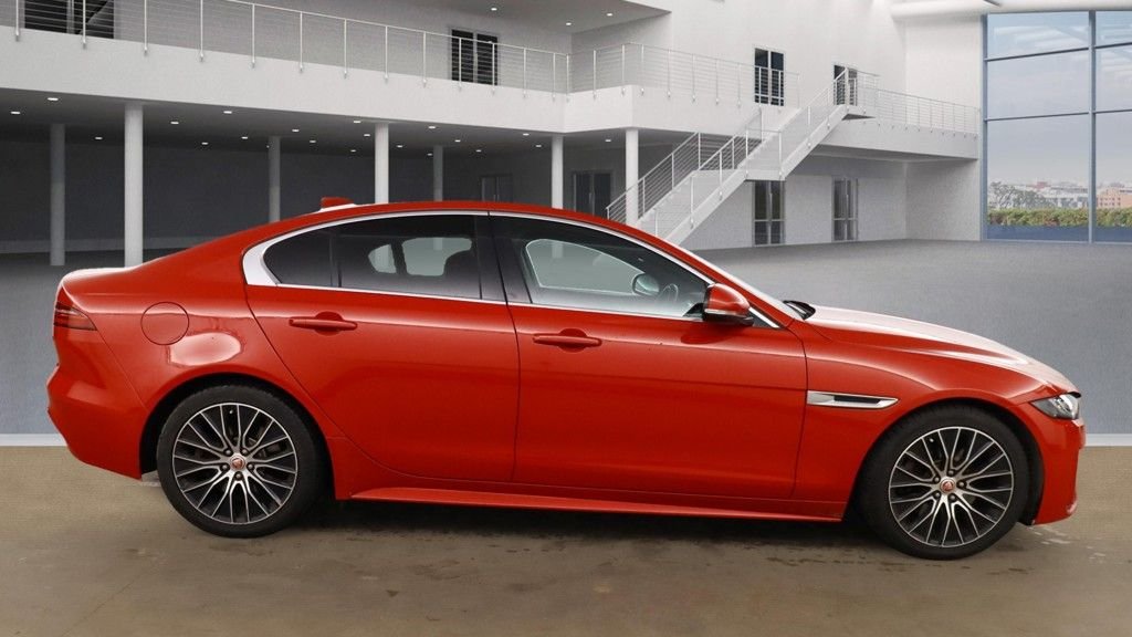 Used Jaguar XE 2019 for sale - 76429896: Photo 9