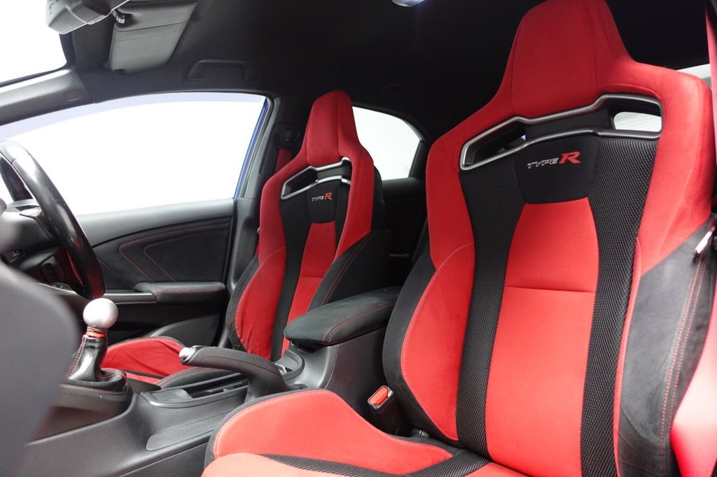 Used Honda Civic 2015 for sale - 76950220: Photo 17