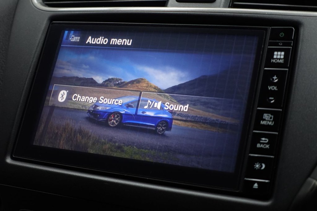 Used Honda Civic 2015 for sale - 76950220: Photo 36