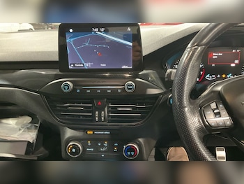 Used Ford Focus 2019 for sale - 76223739: Photo 3