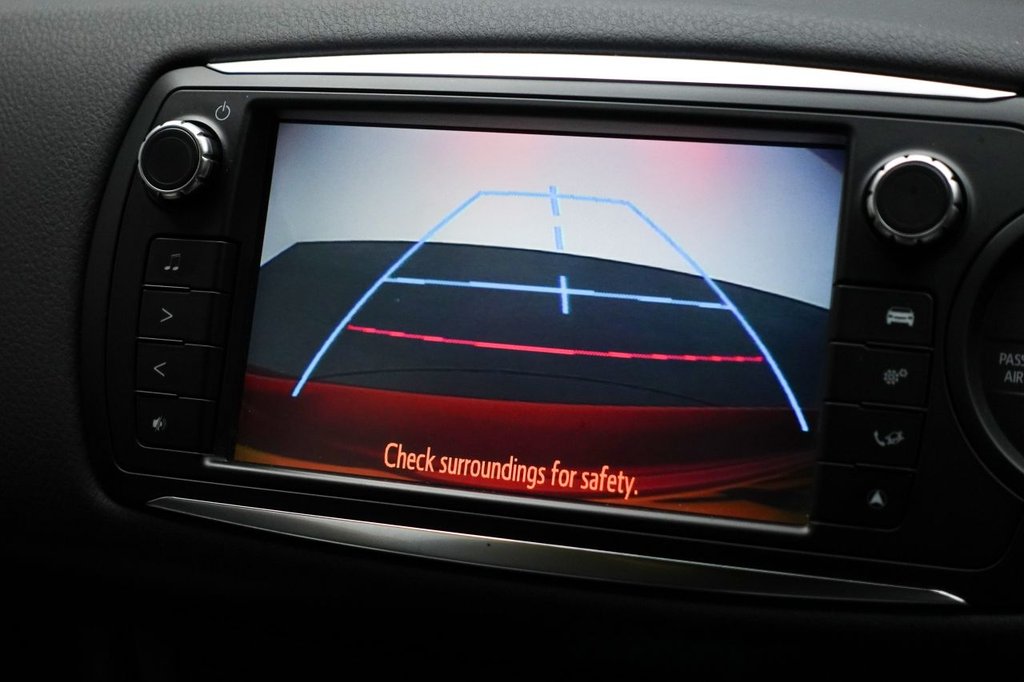 Used Toyota Yaris 2016 for sale - 76105773: Photo 30