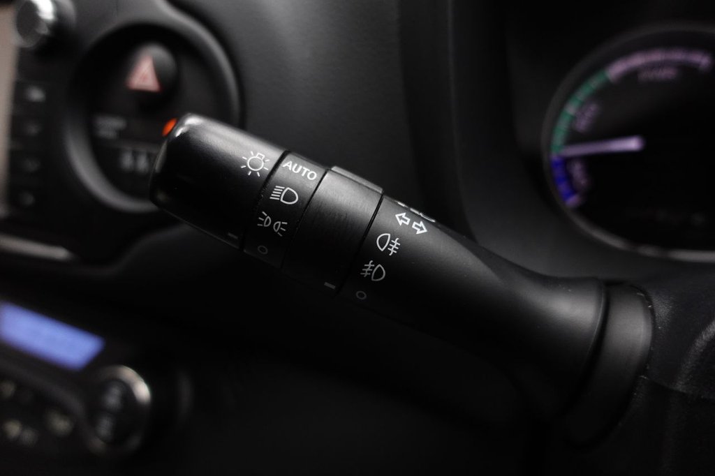 Used Toyota Yaris 2016 for sale - 76105773: Photo 33