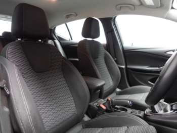 Used Vauxhall Astra 2019 for sale - 74709123: Photo