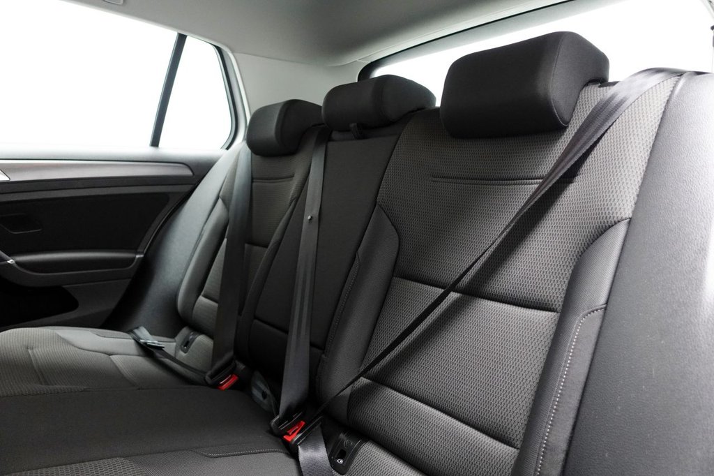 Used Volkswagen Golf 2018 for sale - 76132883: Photo 17