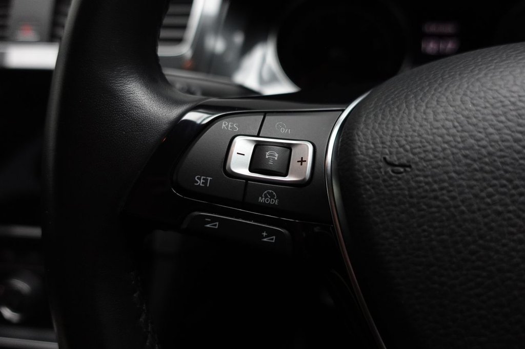 Used Volkswagen Golf 2018 for sale - 76132883: Photo 20