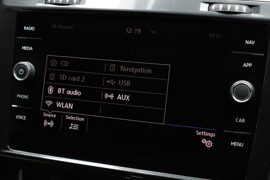 Used Volkswagen Golf 2018 for sale - 76132883: Photo 26