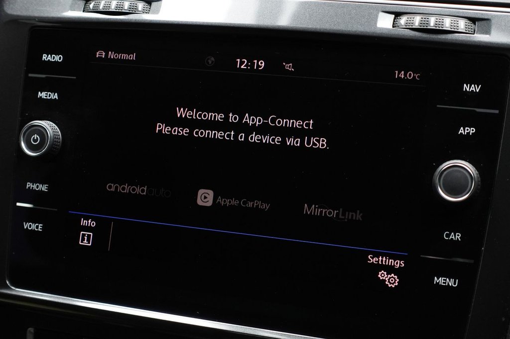 Used Volkswagen Golf 2018 for sale - 76132883: Photo 29