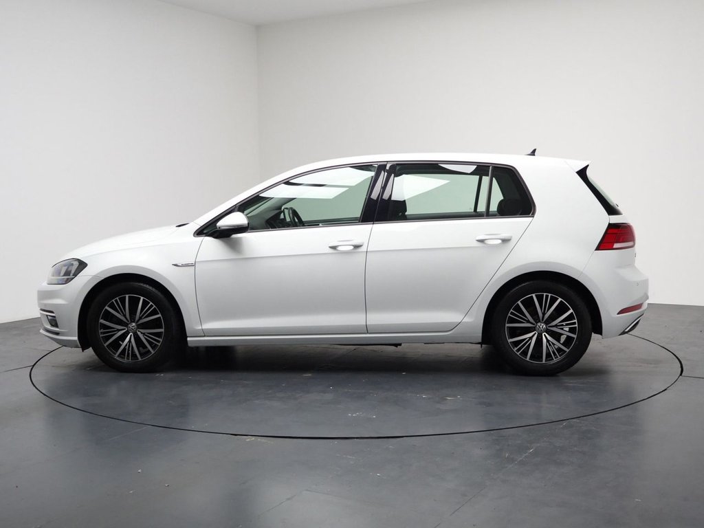 Used Volkswagen Golf 2018 for sale - 76132883: Photo 8