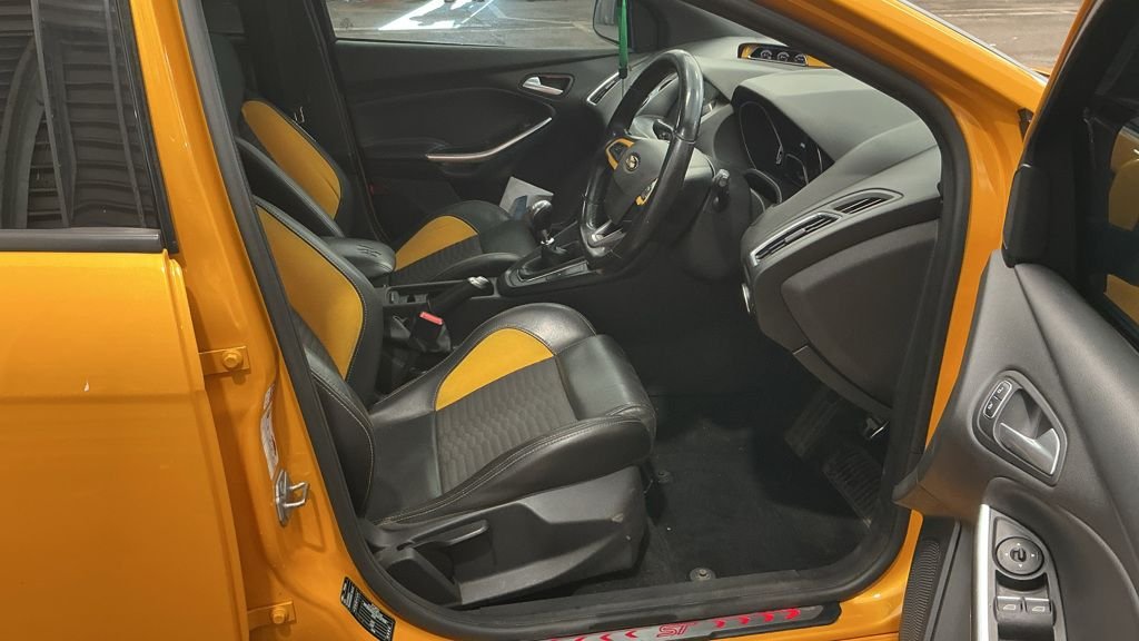 Used Ford Focus 2018 for sale - 78097008: Photo 2