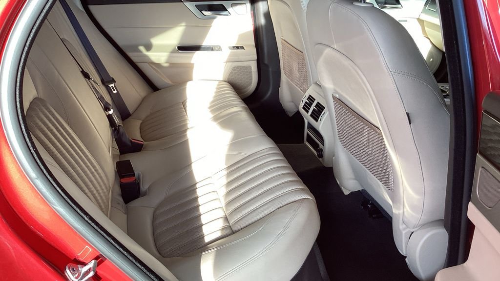 Used Jaguar XF 2017 for sale - 76740436: Photo 12