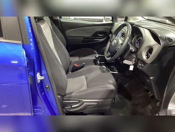 Used Toyota Yaris 2020 for sale - 76617451: Photo