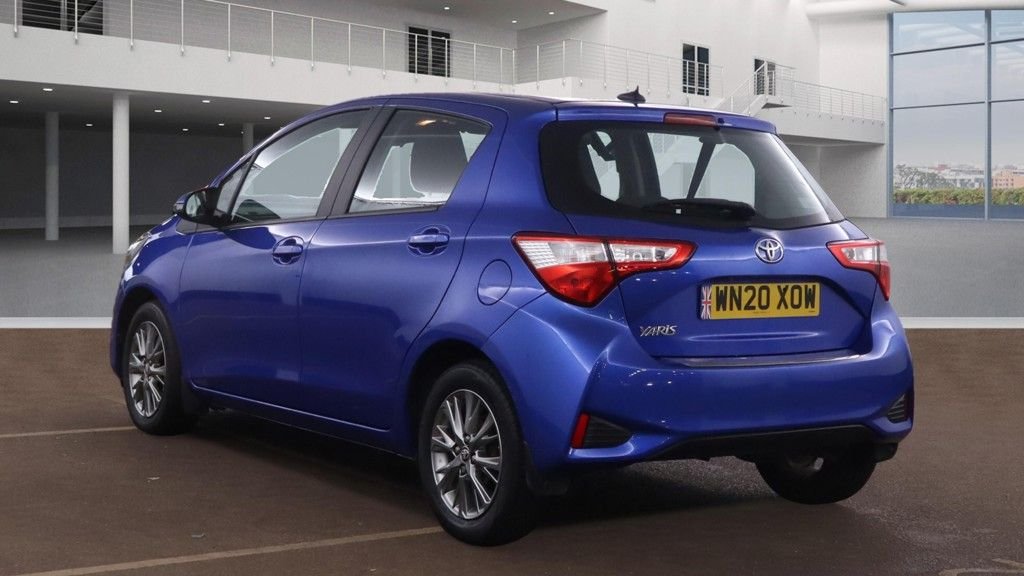 Used Toyota Yaris 2020 for sale - 76617451: Photo 6