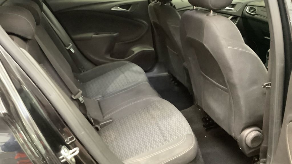 Used Vauxhall Astra 2018 for sale - 76048521: Photo 12