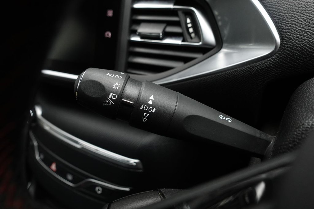 Used Peugeot 308 SW 2019 for sale - 77110947: Photo 36