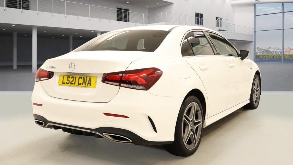 Used Mercedes-Benz A-Class 2021 for sale - 77936677: Photo 4