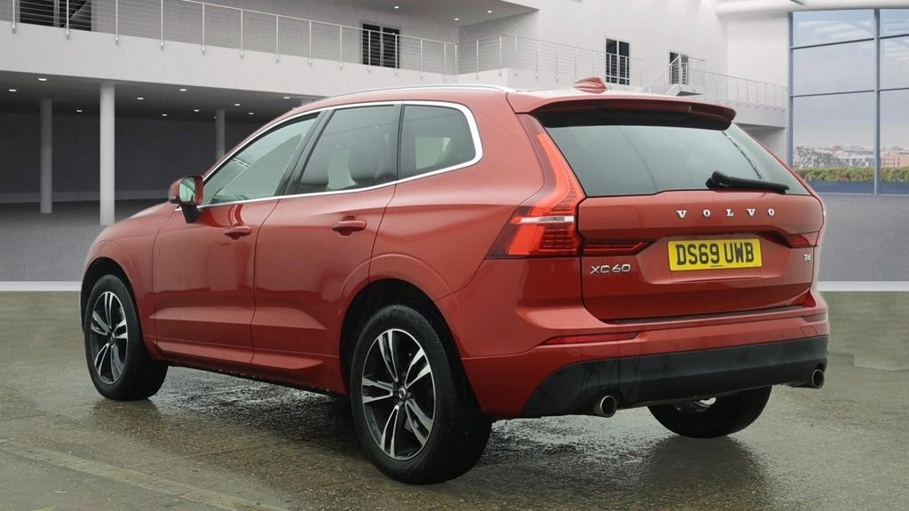 Used Volvo XC60 2020 for sale - 78069098: Photo 3