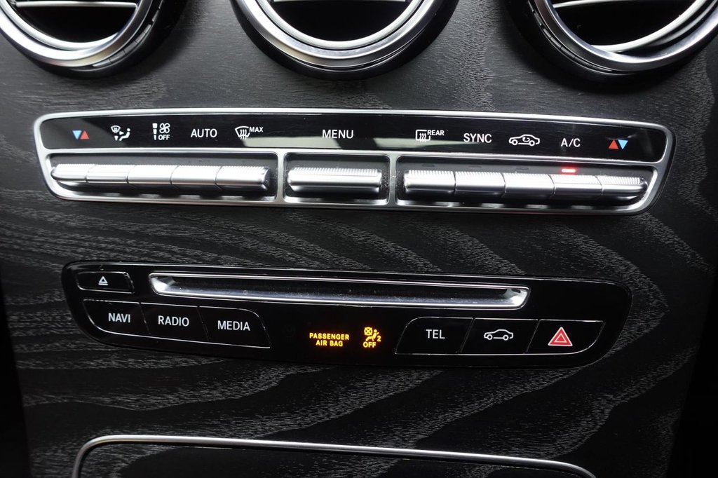 Used Mercedes-Benz GLC 2018 for sale - 77976651: Photo 33