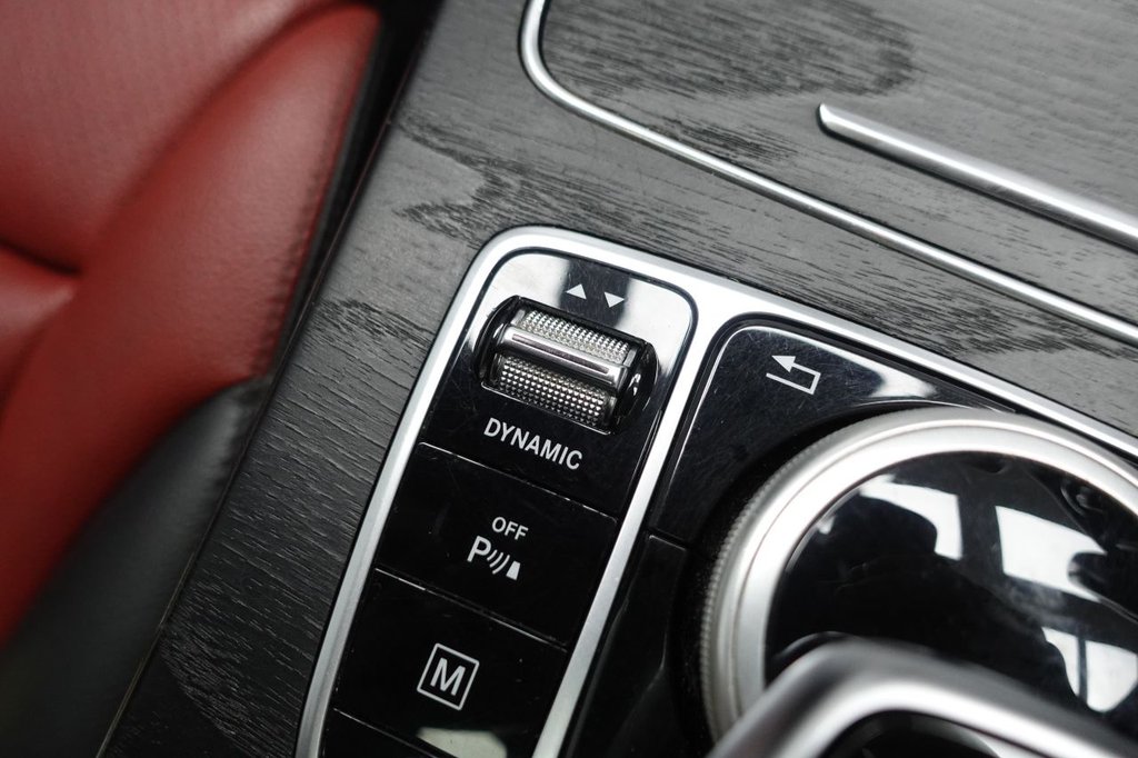 Used Mercedes-Benz GLC 2018 for sale - 77976651: Photo 35