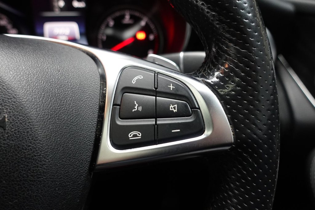 Used Mercedes-Benz GLC 2018 for sale - 77976651: Photo 38