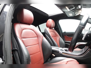 Used Mercedes-Benz GLC 2018 for sale - 77976651: Photo