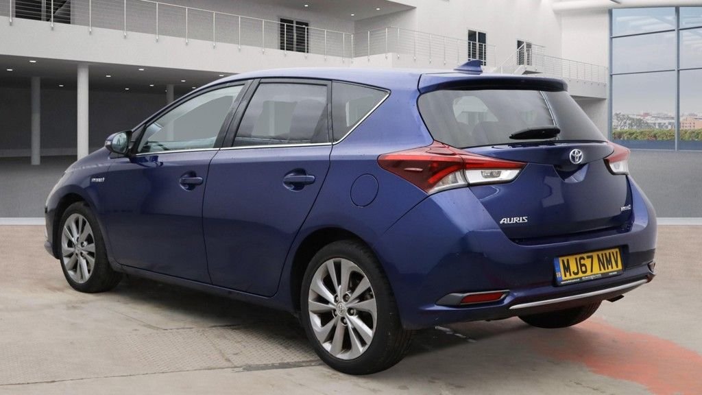 Used Toyota Auris 2017 for sale - 77227471: Photo 3