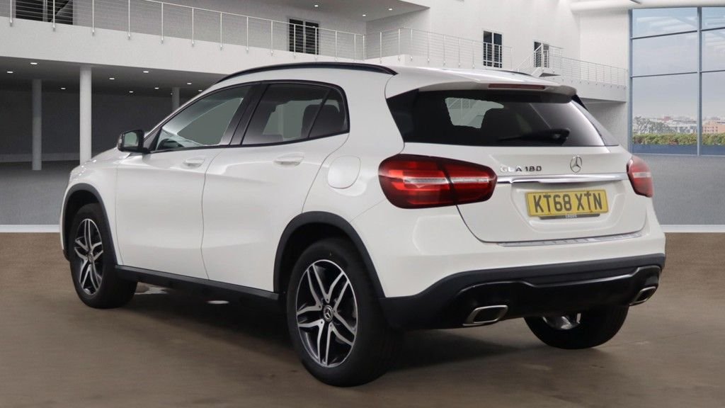 Used Mercedes-Benz GLA 2019 for sale - 77507882: Photo 3