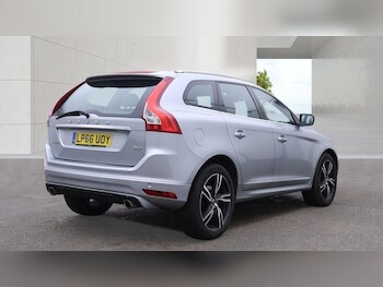 Used Volvo XC60 2017 for sale - 79588178: Photo