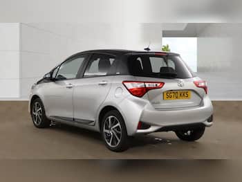 Used Toyota Yaris 2020 for sale - 79695751: Photo