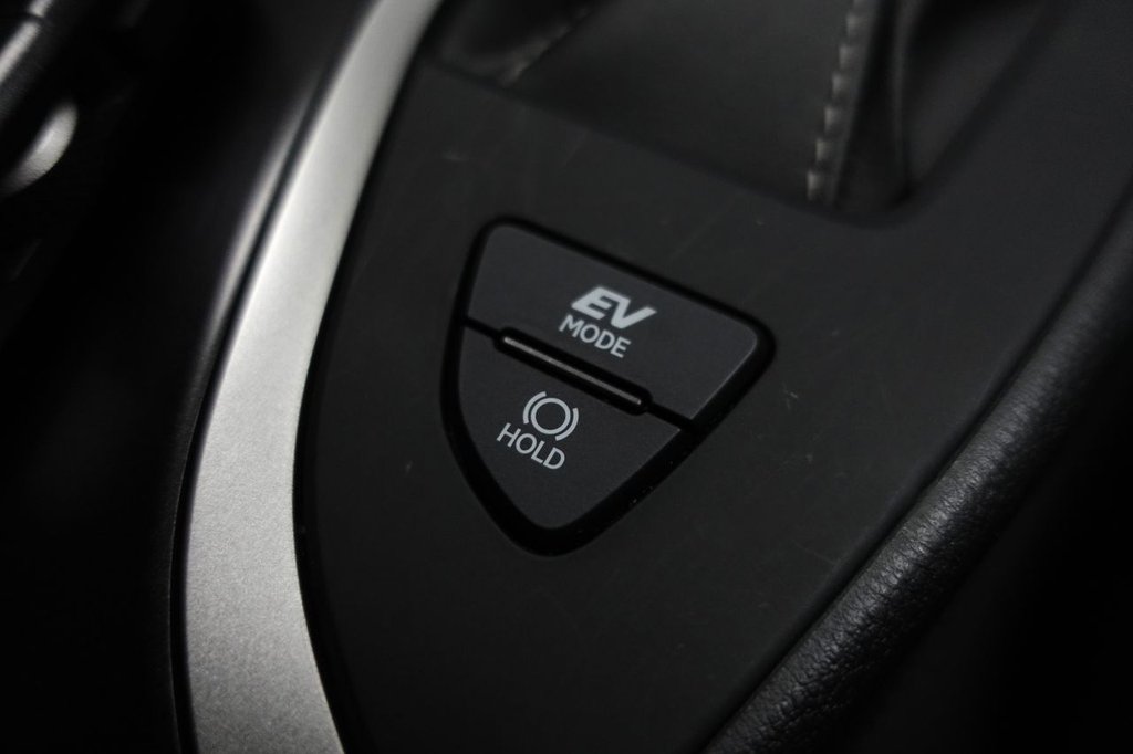 Used Lexus UX 2022 for sale - 76867881: Photo 40