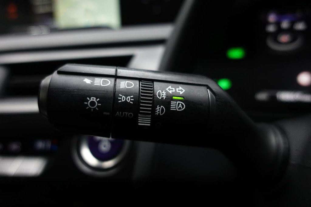 Used Lexus UX 2022 for sale - 76867881: Photo 42