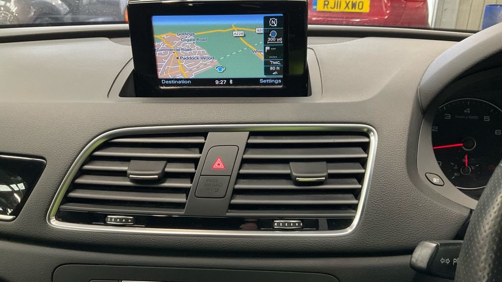 Used Audi Q3 2018 for sale - 77821005: Photo 2