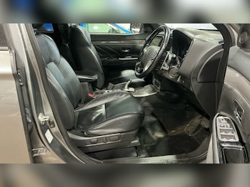 Used Mitsubishi Outlander 2021 for sale - 76632609: Photo