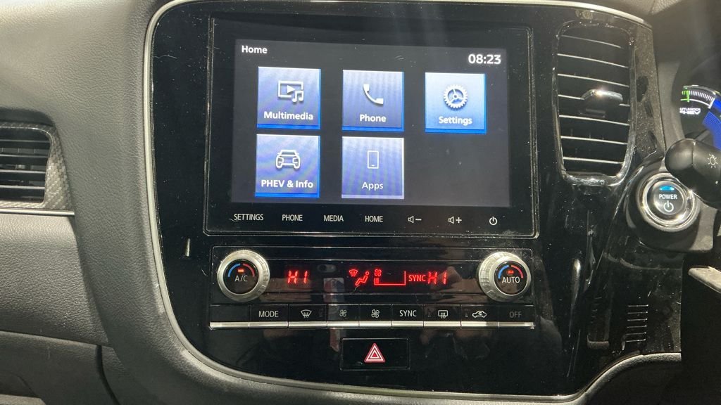 Used Mitsubishi Outlander 2021 for sale - 76632609: Photo 3