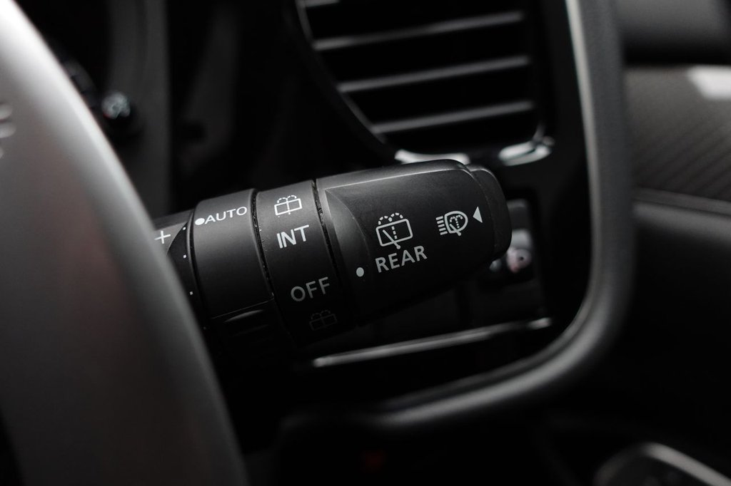 Used Mitsubishi Outlander 2021 for sale - 76632609: Photo 46