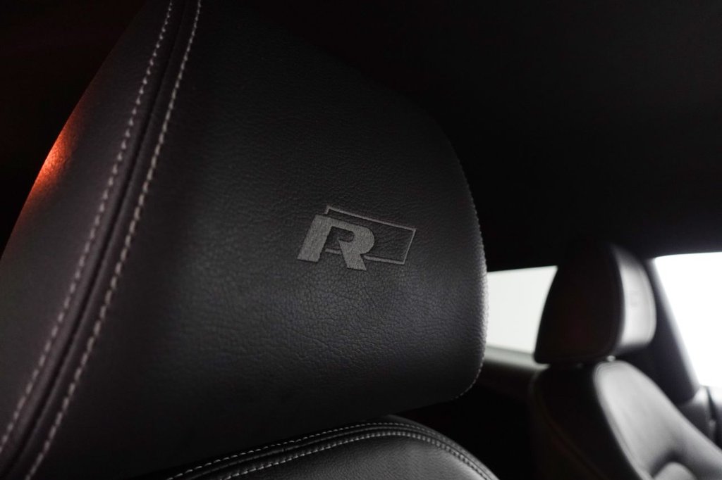 Used Volkswagen Scirocco 2017 for sale - 76172939: Photo 17