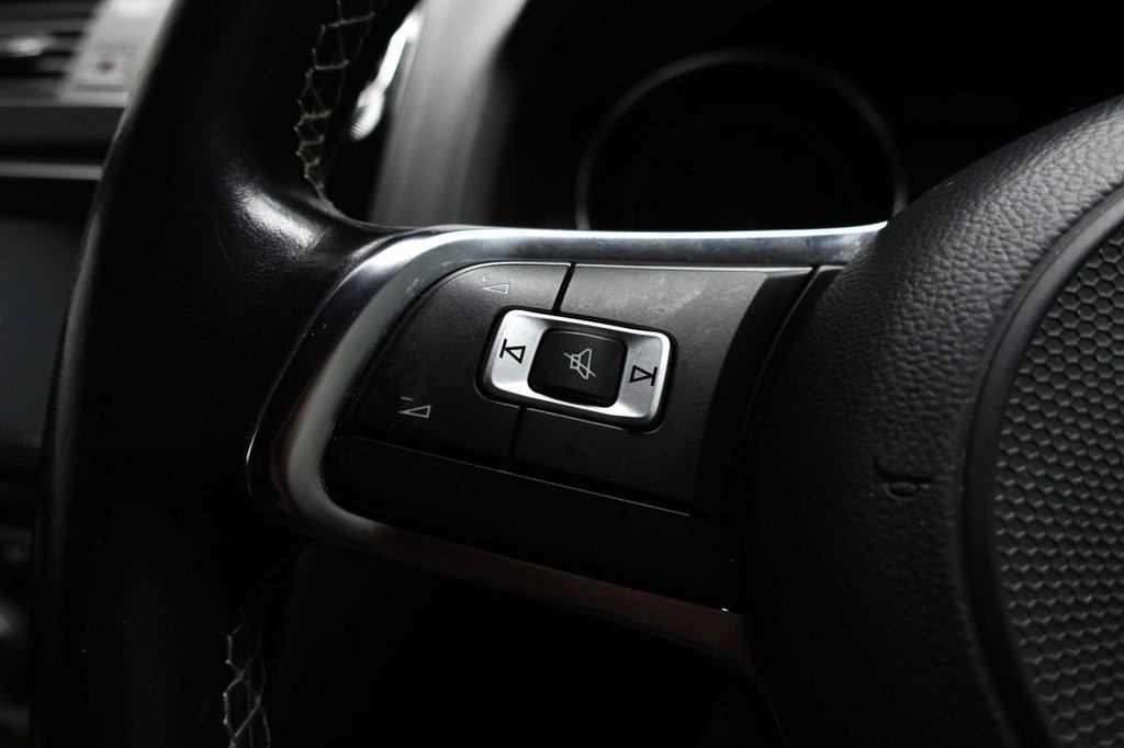 Used Volkswagen Scirocco 2017 for sale - 76172939: Photo 24