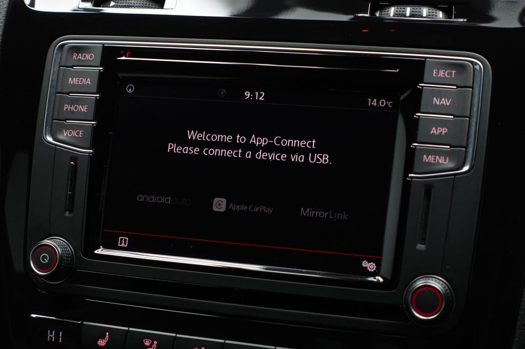 Used Volkswagen Scirocco 2017 for sale - 76172939: Photo 33