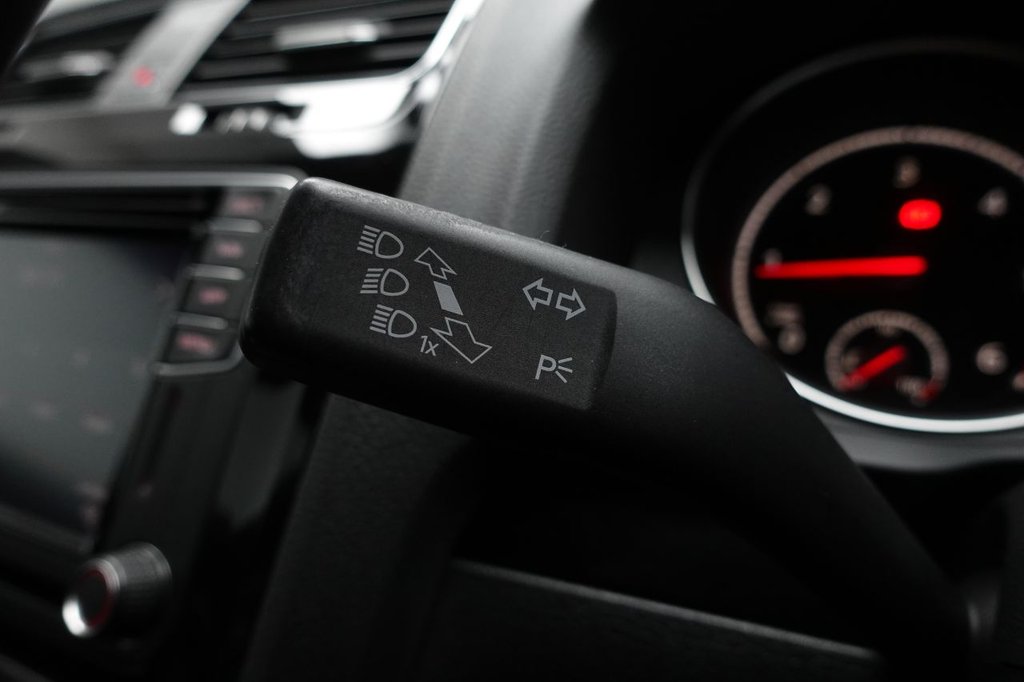 Used Volkswagen Scirocco 2017 for sale - 76172939: Photo 43