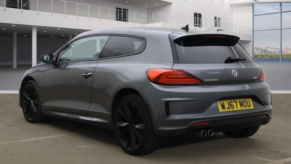 Used Volkswagen Scirocco 2017 for sale - 76172939: Photo 6