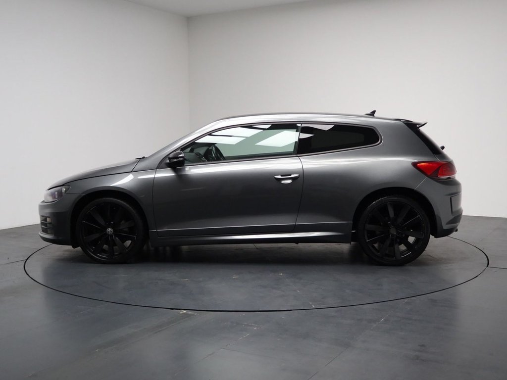 Used Volkswagen Scirocco 2017 for sale - 76172939: Photo 8