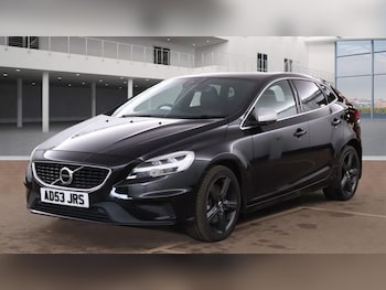 Used Volvo V40 2019 for sale - 77341878: Photo