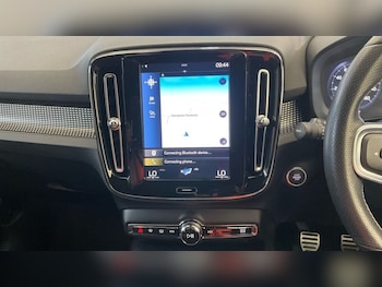 Used Volvo XC40 2019 for sale - 75630578: Photo