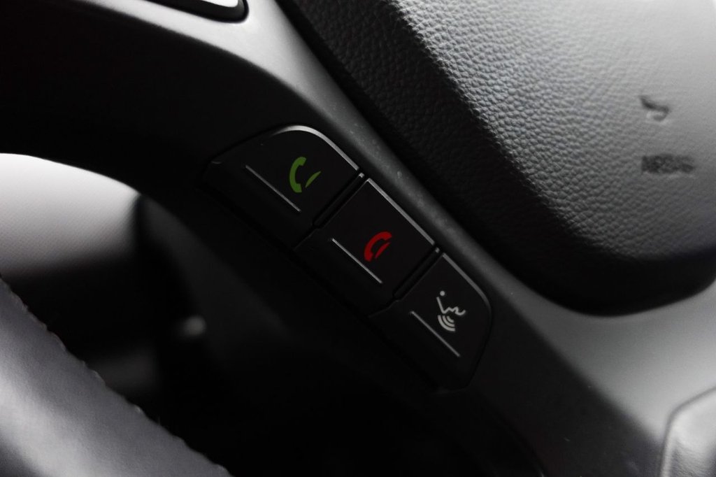 Used Hyundai i10 2017 for sale - 76267208: Photo 23